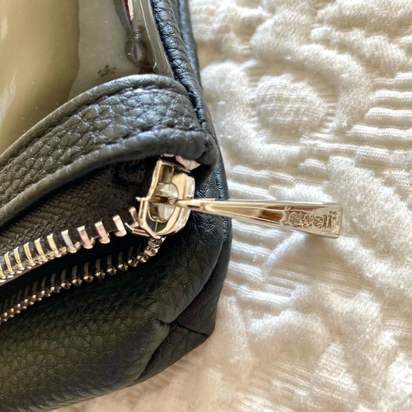 Thirty-One Clutch - Picture 8 of 10